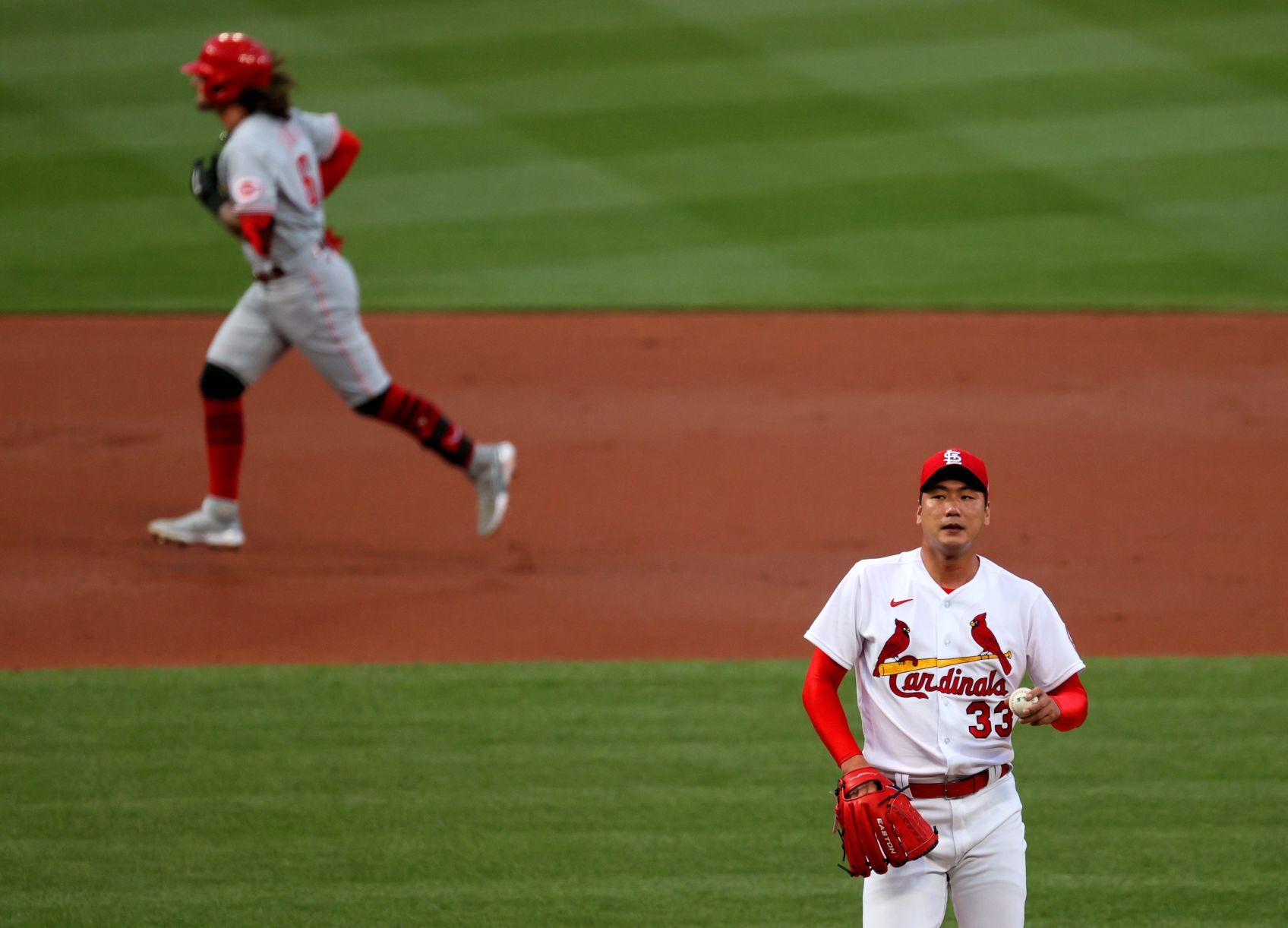 Cardinals host Reds